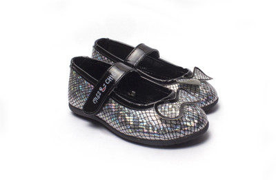 

Miss & Chief Girls Velcro Mary Janes(Black