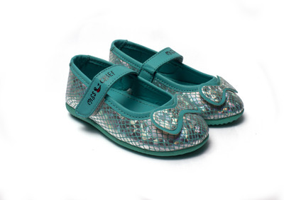 

Miss & Chief Girls Velcro Mary Janes(Silver