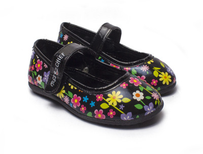 

Miss & Chief Girls Velcro Mary Janes(Black