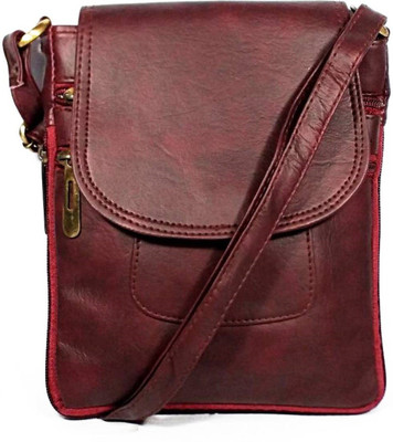 

KAAMAKYA ENTARPRISES SIDE Waterproof Messenger Bag(Maroon, 4 L)