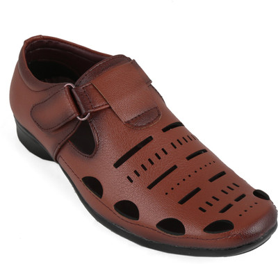 

Alexus Men Tan Sandals