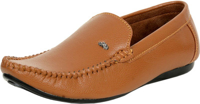 

ample shoe Casuals For Men(Brown