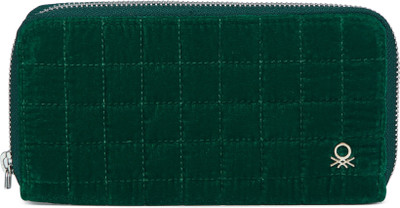

United Colors of Benetton Women Green Artificial Leather Wallet(3 Card Slots), 904
