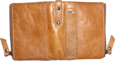 

pocket bazar Men Casual Tan Genuine Leather Wallet(8 Card Slots)