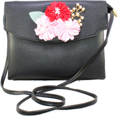 

Skoll Girls Casual Black Synthetic Leather Sling Bag
