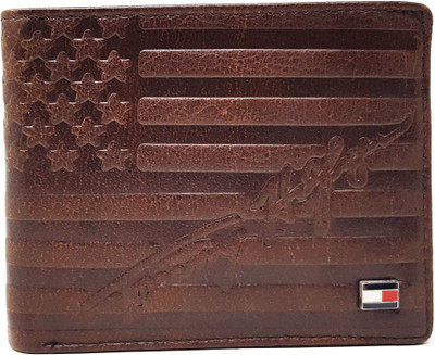 

Wildmount Men Brown Genuine Leather Wallet(6 Card Slots)