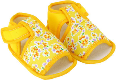 

Neska Moda Floral 6 To 12 Month Baby Booties(Toe to Heel Length - 11 cm Yellow)