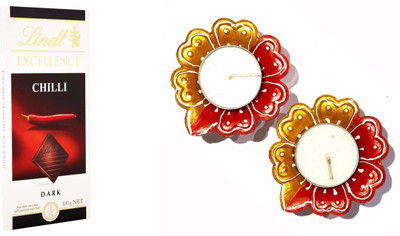 

Lindt Diwali Combo of Excellence Chilli Dark Chocolate 100gm with 2 Pcs of Handmade Diyas Combo(3)
