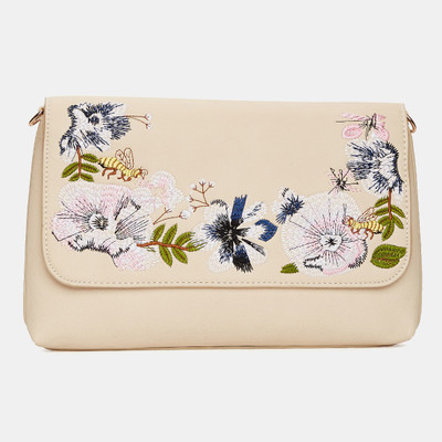 

Miss CL Women Casual White Leatherette Sling Bag