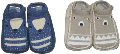 

Krivi kids B014 Booties(Toe to Heel Length - 12 cm Multicolor)