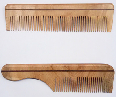 

NERR ™ Marketing Neem Wood Baby/Pocket Comb (Lengths 10.2 and 12.9 cm)