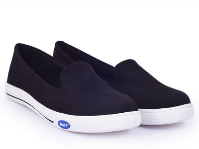 TRENDY LOOK Suede Casuals For Women(Black