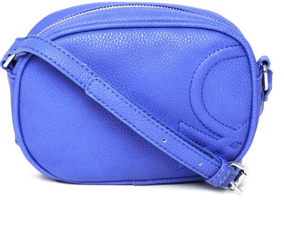 

United Colors of Benetton 18A6WBAG5521I Waterproof Multipurpose Bag(Blue, 4 inch)