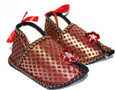 

Pin to Pen Booties(Toe to Heel Length - 10 cm Brown)