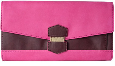 

Baggit Casual Purple Clutch