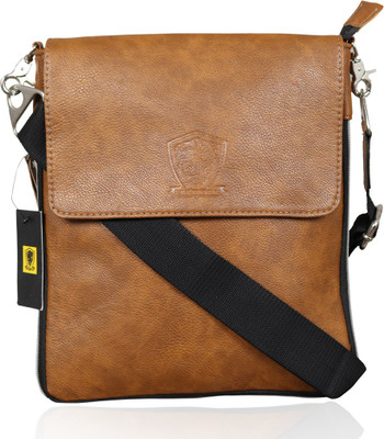 

URBANITY Messenger Bag(Tan)
