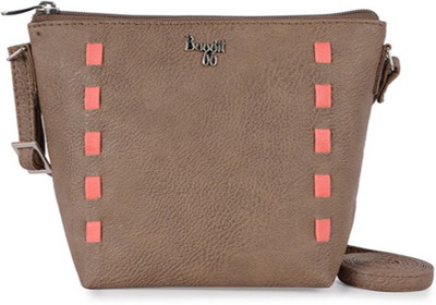 

Baggit Women Casual Beige PU Sling Bag