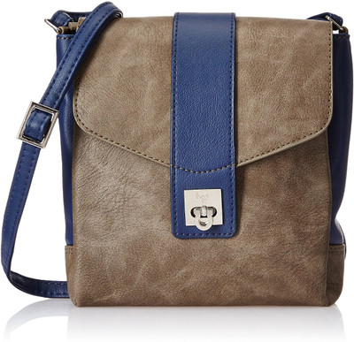 

Baggit Women Casual Brown PU Sling Bag