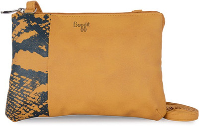 

Baggit Women Evening/Party Black, Tan PU Sling Bag