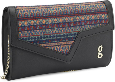 

Global Desi Women Casual Black PU Sling Bag
