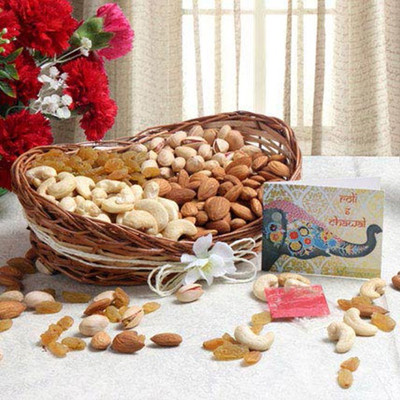 

Ferns N Petals boat of dry fruits Combo(400 g)