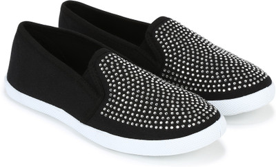 

Poppers by Pantaloons Girls Slip on Sneakers(Black