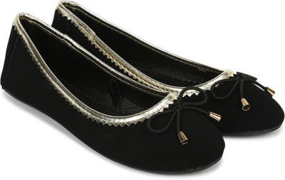 

Poppers by Pantaloons Girls Slip on Ballerinas(Black