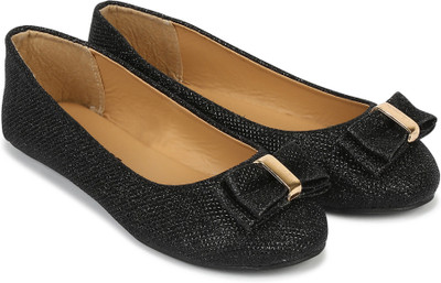 

Poppers by Pantaloons Girls Slip on Ballerinas(Black
