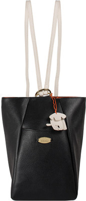 

Holii DAFFODIL 01-MANHATTAN PU FLAT ROMA PU-BLACK WHITE 2.5 L Backpack(Black)