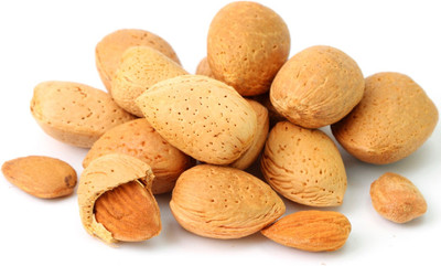 

Pet Care Almond seeds with shell for African gray parrot,cockatoo,macaw,conures,and other big birds, Nuts 1000 g Dry Bird Food