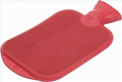 

VGS MARKETINGS 1L MULTICOLUR RUBBER HOT WATER COLD BAG MASSAGE BAG COLD HOT THERAPY BODY PAIN MASSAGER BAG NON-ELECTRICAL 1 L Hot Water Bag(MULTICLOUR)