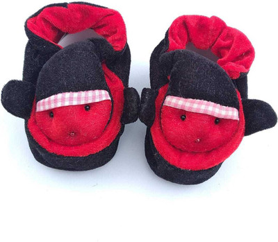 

LMN Child Care Booties(Toe to Heel Length - 12 cm Black, Red)