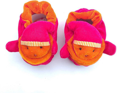 

LMN Child Care Booties(Toe to Heel Length - 12 cm Pink, Orange), Orange;pink