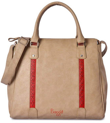 

Baggit Women Casual Beige PU Sling Bag