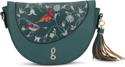 

Global Desi Women Casual Green PU Clutch