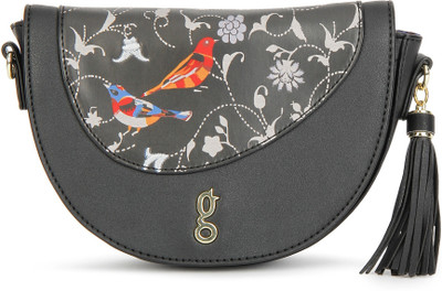 

Global Desi Women Casual Black PU Clutch