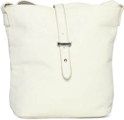 

Forever 21 Women Casual White Leatherette Sling Bag