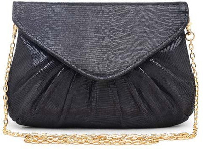 

Urban Expressions Casual Black Clutch