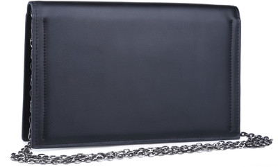 

Urban Expressions Casual Black Clutch