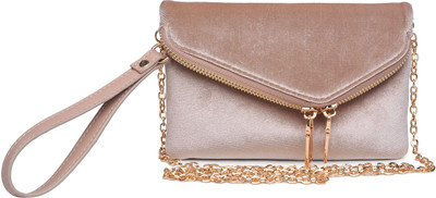 

Urban Expressions Casual Beige Clutch