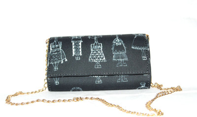 

kajal style Casual Black Clutch