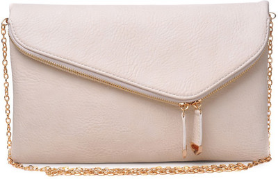 

Urban Expressions Casual White Clutch