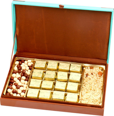 

Ghasitaram Gifts Hampers-Green Wooden Hamper box with Mewa Bites, Nutties and Namkeen Combo(4)