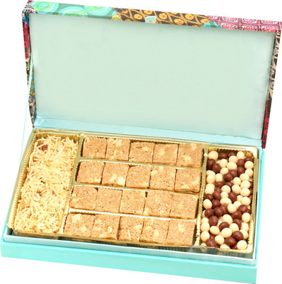 

Ghasitaram Gifts Hampers-Festive Wooden Hamper box with Granula Bites, Nutties and Namkeen Combo(4)