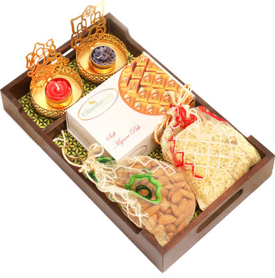 

Ghasitaram Gifts Hampers-Green Wooden Serving Tray with Mysore Pak, Almonds, Namkeen Pouchs and shadow t-lites Combo(6)