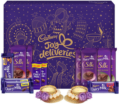 

Cadbury Assorted Chocolates Gift Pack - With Tea Lights Inside(534.6 g)