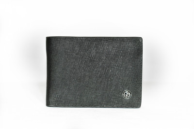 

Giorgio Armani Men Black Genuine Leather Wallet(4 Card Slots)