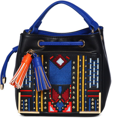 

United Colors of Benetton Messenger Bag(Multicolor)