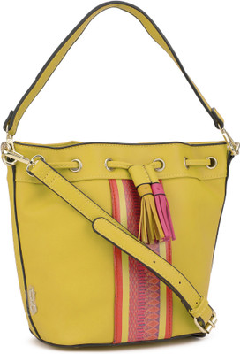 

Global Desi Sling Bag(Green)