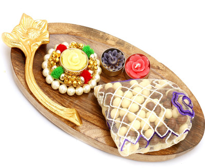 

Ghasitaram Gifts Chocolate Hampers-Wooden Platter with Pearl T-Lite and Nutties Pouch Combo(3)